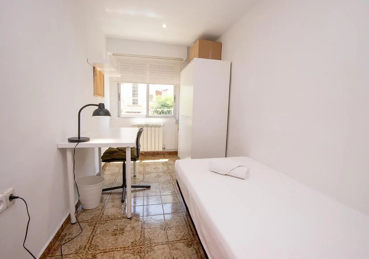 Espacioso Piso De 4 Habitaciones Cerca Del Mar Ταραγόνα Διαμέρισμα