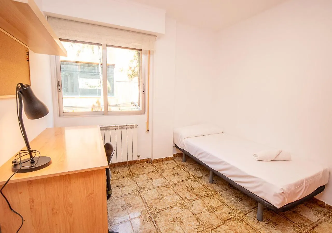 Espacioso Piso De 4 Habitaciones Cerca Del Mar Ταραγόνα