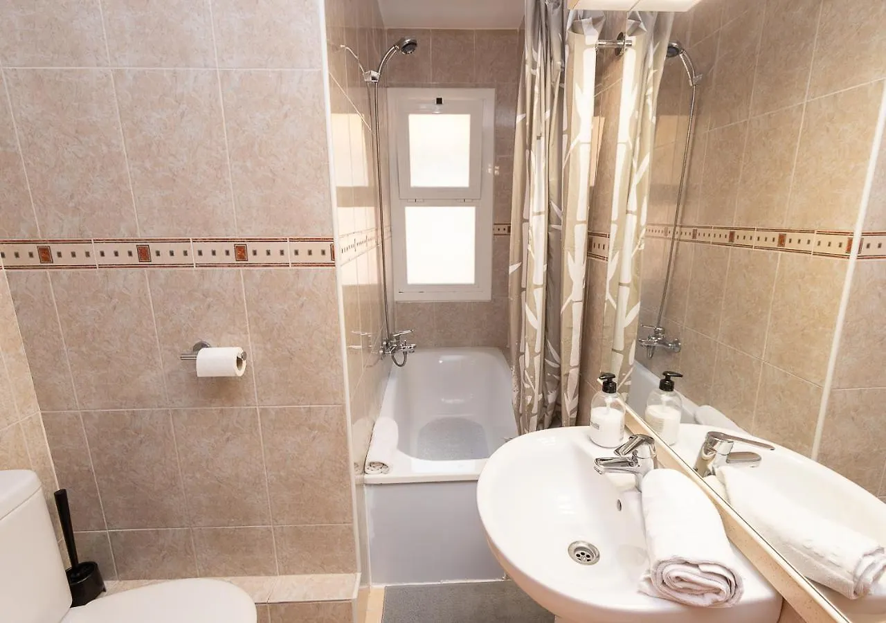 Apartament Espacioso Piso De 4 Habitaciones Cerca Del Mar Tarragona